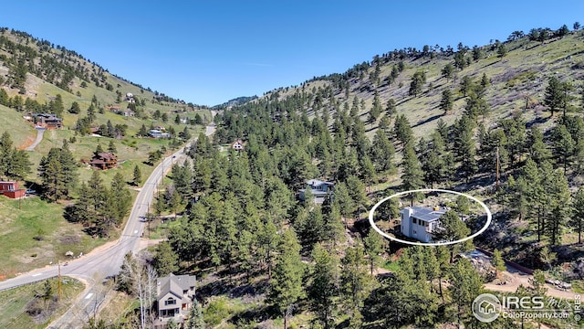 bird's eye view featuring a mountain view