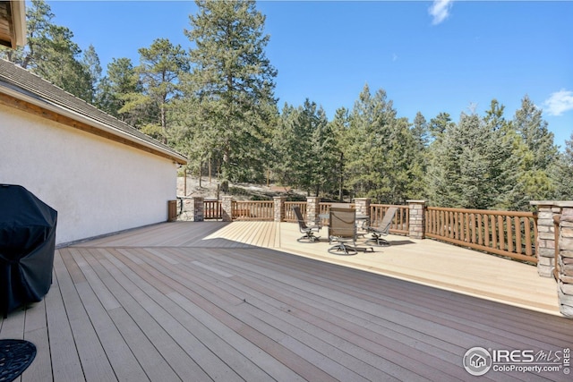 deck with grilling area