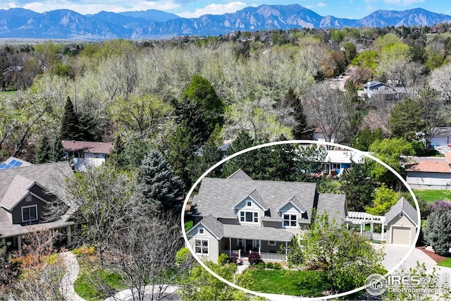 bird's eye view featuring a mountain view
