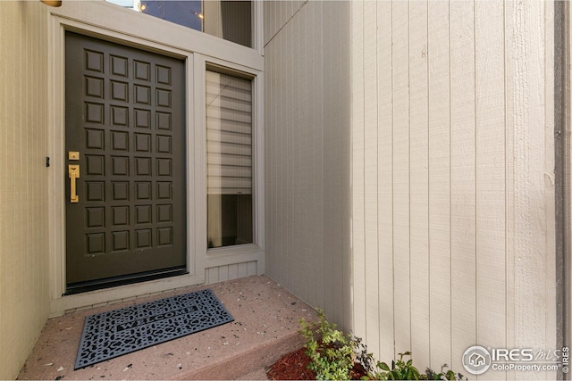 view of exterior entry