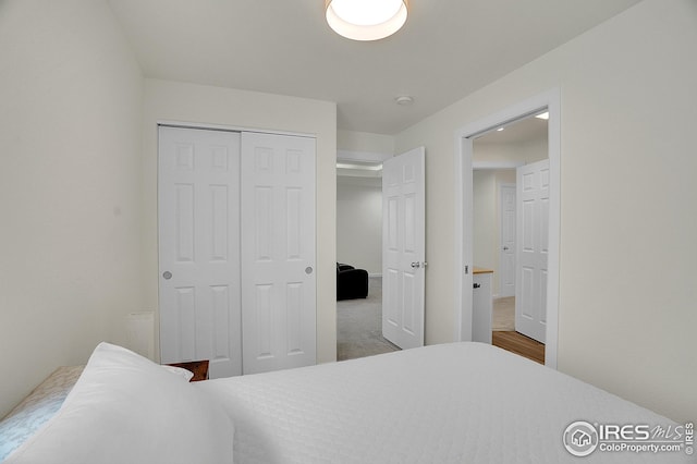 bedroom with a closet