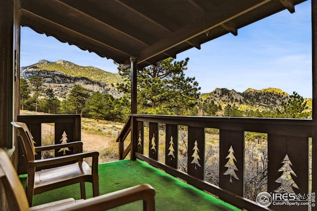 2450 Eagle Cliff Rd, Estes Park, CO 80517 - balcony featuring a mountain view