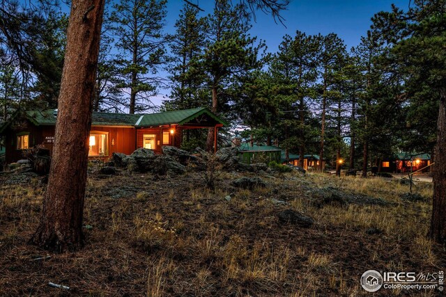 2450 Eagle Cliff Rd, Estes Park, CO 80517 - view of yard