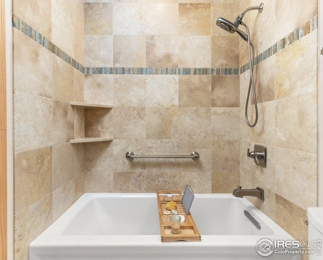 1140 Portland Pl Unit 207, Boulder, CO 80304 - bathroom featuring shower / washtub combination
