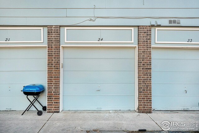 1001 Strachan Dr Unit 24, Fort Collins, CO 80525 - view of garage