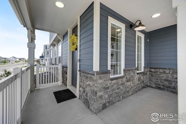 542 Highlands Cir, Erie, CO 80516 - view of covered porch