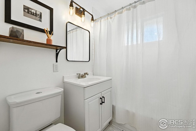 4545 Martin Dr, Boulder, CO 80305 - bathroom featuring vanity and shower / tub combo with curtain