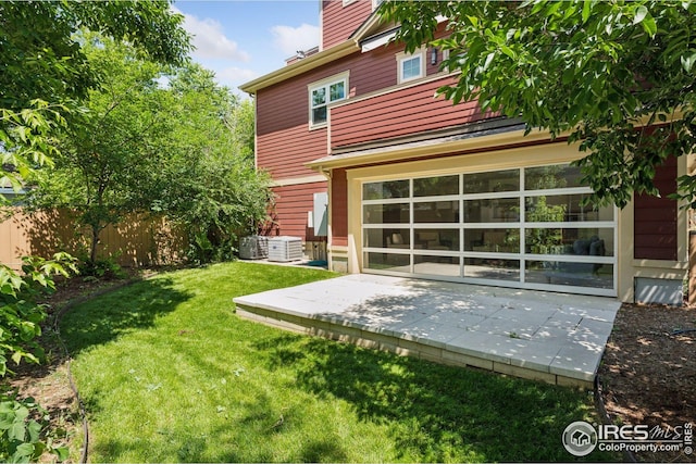 1944 Arapahoe Ave Unit A, Boulder, CO 80302 - rear view of property with a patio area