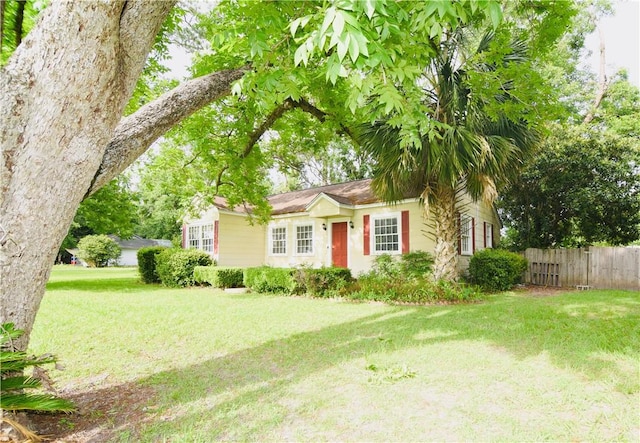 2108 Darling Ave, Waycross, GA 31501 - view of single story home