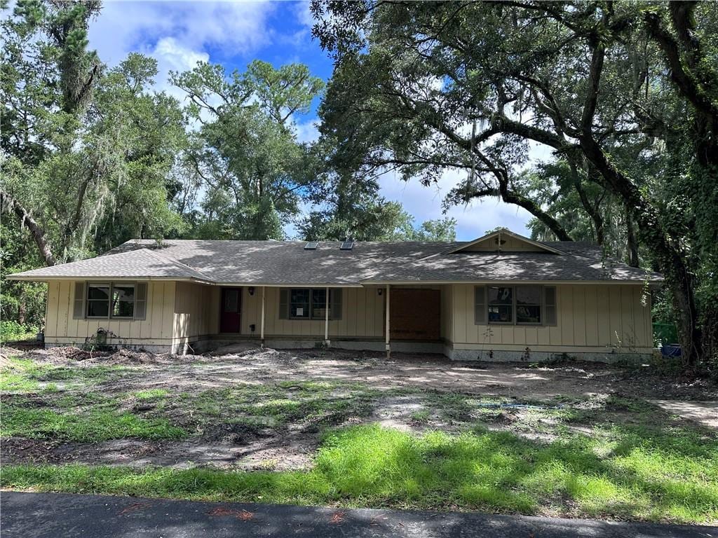 view of single story home