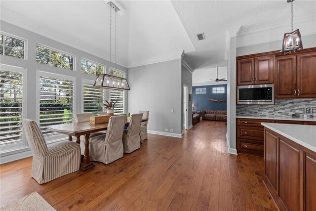 1064 Greenwillow Dr, Saint Marys, GA 31558