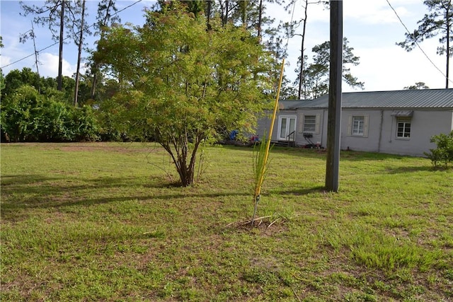 1308 Dean Dr, Waycross, GA 31501 - view of grassy yard