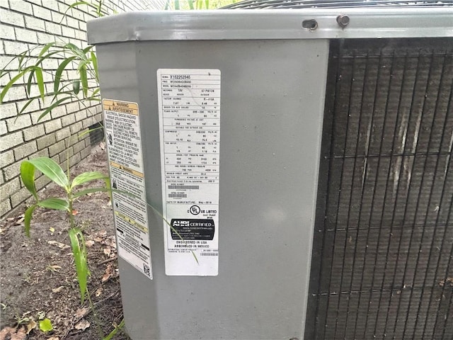 2627 Cleburne St, Brunswick, GA 31520 - exterior view of cooling unit