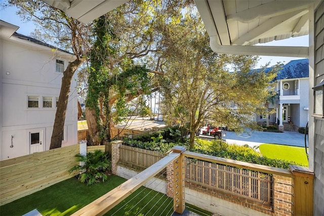 balcony featuring a mountain view