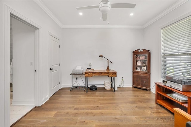 506 Conservation Dr, Saint Simons Island, GA 31522 - foyer with wood finished floors, a ceiling fan, ornamental molding, recessed lighting, and baseboards