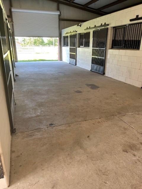 2204 Gibbs St, Waycross, GA 31503 - view of horse barn