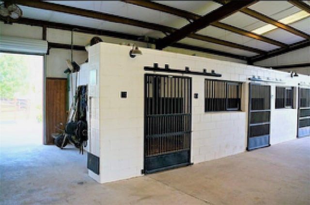 2204 Gibbs St, Waycross, GA 31503 - view of horse barn