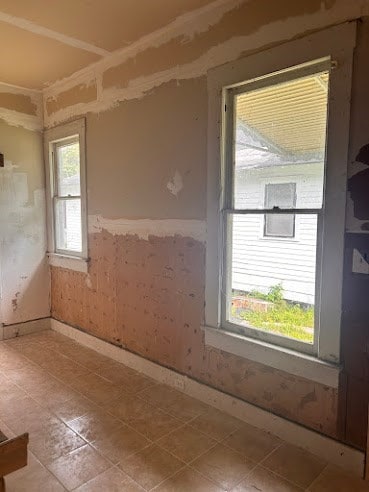 505 N Nicholls St, Waycross, GA 31501 - view of spare room