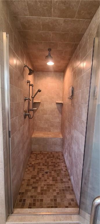 2115 Marshview Dr, Shellman Bluff, GA 31331 - bathroom with a stall shower