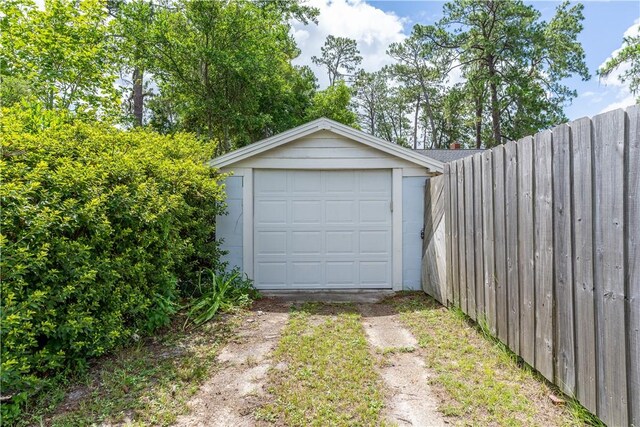 101 Forrest Ave, Waycross, GA 31501 - detached garage with driveway