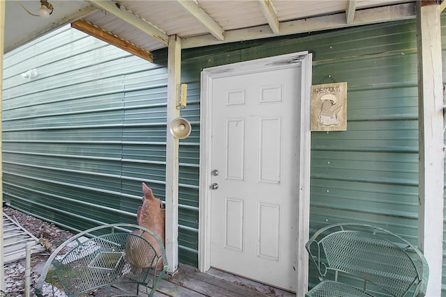 view of entrance to property