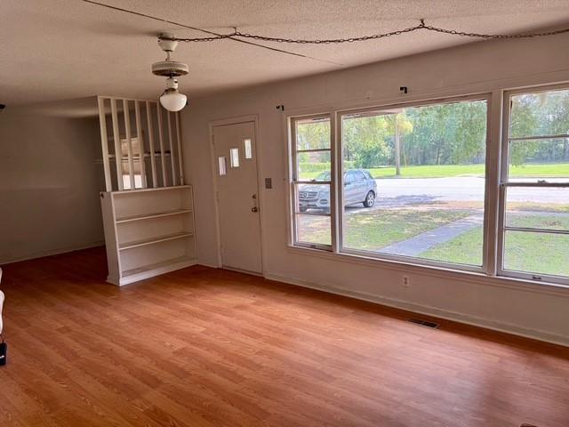512 Newcastle St, Brunswick, GA 31520 - photo 19
