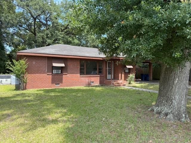 512 Newcastle St, Brunswick, GA 31520 - photo 2