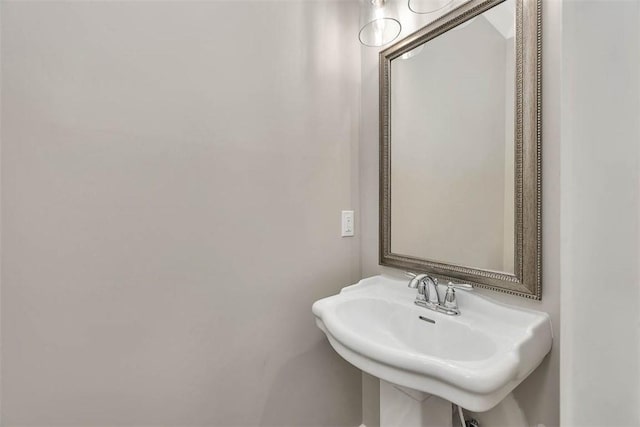 94 Silver Bluff Dr, Brunswick, GA 31523 - bathroom with a sink