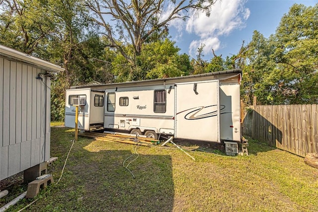 view of outdoor structure with a yard