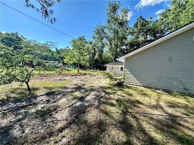 1301 Riverside Ave, Waycross, GA 31501 - view of yard