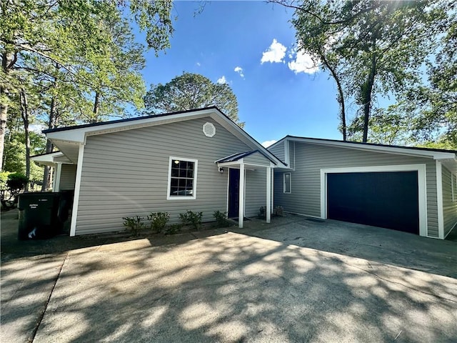 1301 Riverside Ave, Waycross, GA 31501 - view of front of house featuring driveway and a garage