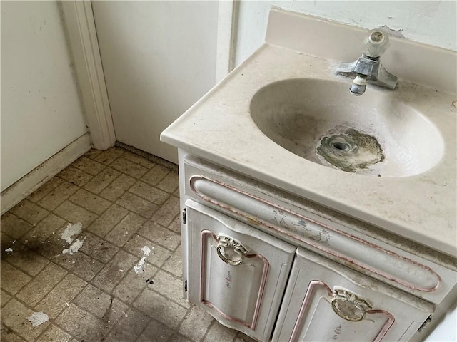 2608 Winchester Dr, Waycross, GA 31501 - bathroom view of vanity