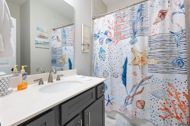 404 Mariners Cir, Saint Simons Island, GA 31522 - bathroom featuring vanity and a shower with curtain