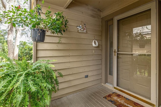 view of property entrance