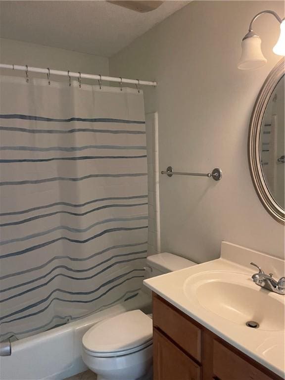 800 Mallery St Unit C-30, Saint Simons Island, GA 31522 - bathroom with vanity and shower / bath combination with curtain