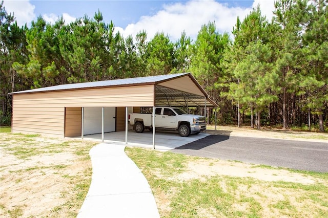 5618 Bowen Rd, Blackshear, GA 31516 - view of car parking