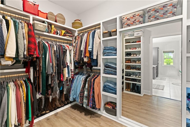 98 Bartram Trl, Brunswick, GA 31523 - walk in closet featuring wood finished floors