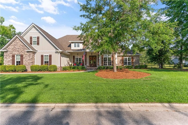 98 Bartram Trl, Brunswick, GA 31523 - craftsman-style home featuring a front yard