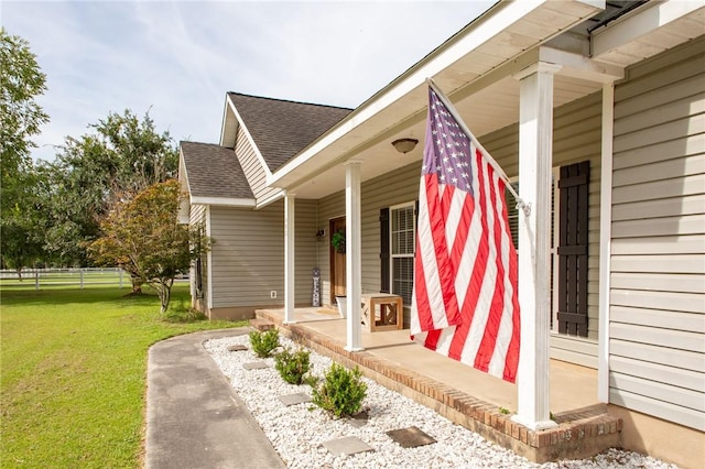 4901 Stanfield Rd, Patterson, GA 31557 - view of side of property featuring covered porch and a shingled roof