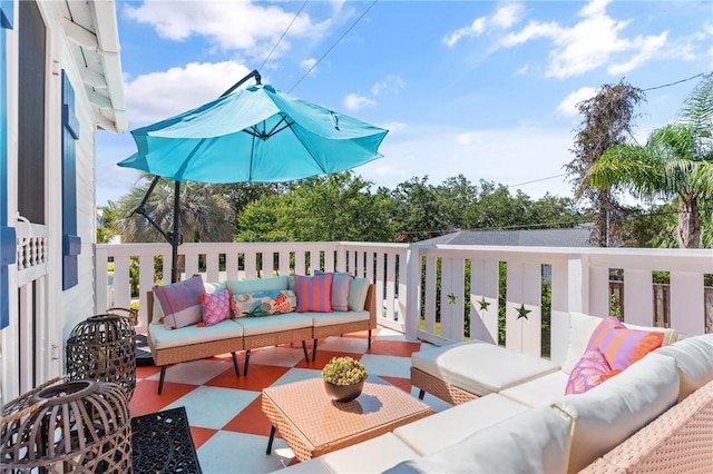 405 Everett St, Saint Simons Island, GA 31522 - balcony with outdoor lounge area