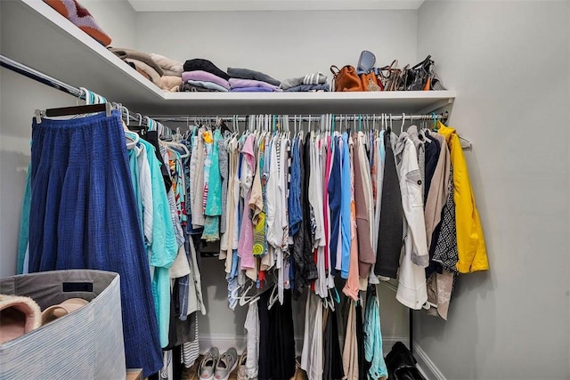 246 Alabama St, Saint Simons Island, GA 31522 - view of spacious closet
