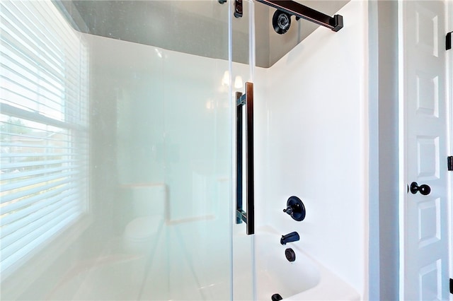 550 Freedom Trl, Brunswick, GA 31525 - bathroom featuring  shower combination