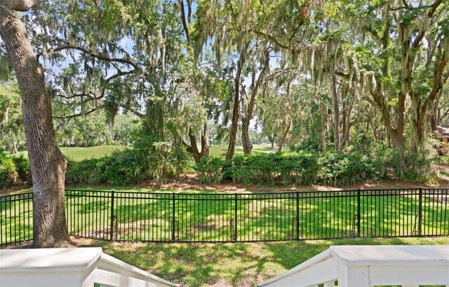 704 Dungeness, Saint Simons Island, GA 31522 - view of yard