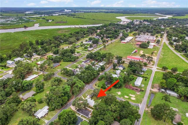 800 Wayne St, Darien, GA 31305 - aerial view of property's location with a large body of water