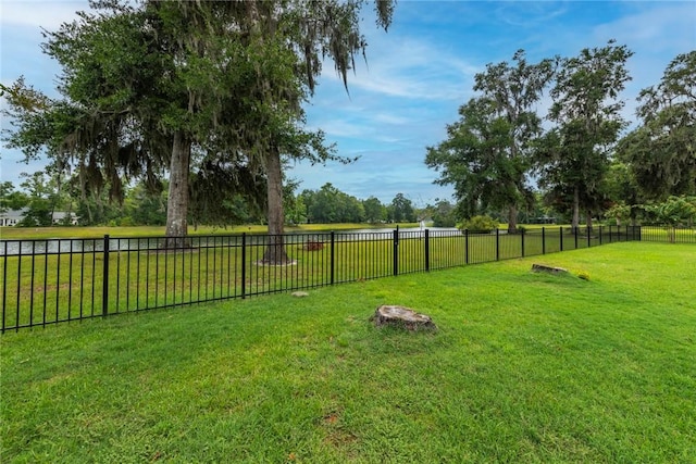 373 Harbour Island Cir, Waverly, GA 31565 - view of yard