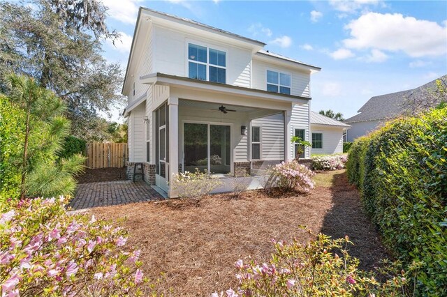 1040 Sinclair Pointe, Saint Simons Island, GA 31522 - view of yard with fence