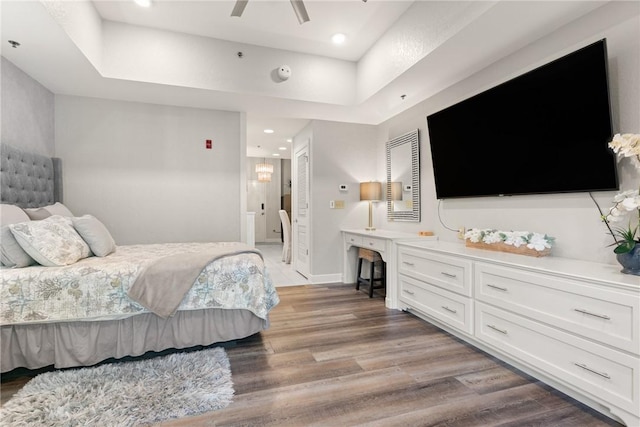 bedroom featuring recessed lighting, light wood-type flooring, baseboards, and ceiling fan