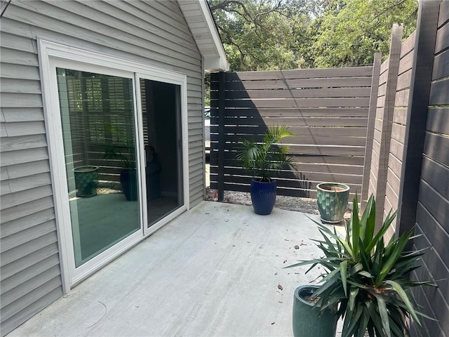 241 Broadway St, Saint Simons Island, GA 31522 - view of patio