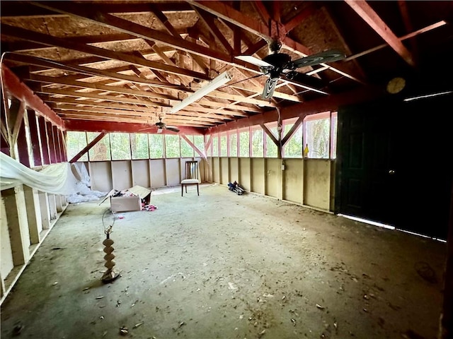 miscellaneous room with ceiling fan