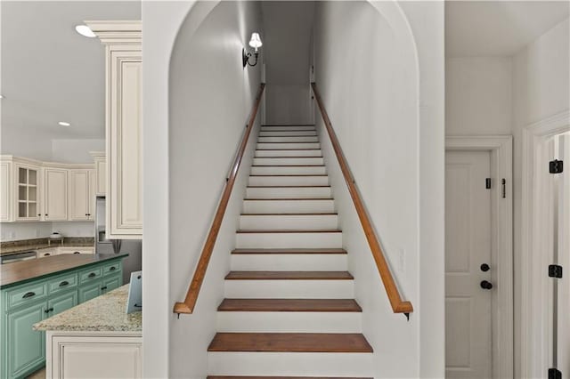 114 Wedge Wood Ct, Brunswick, GA 31525 - staircase featuring recessed lighting